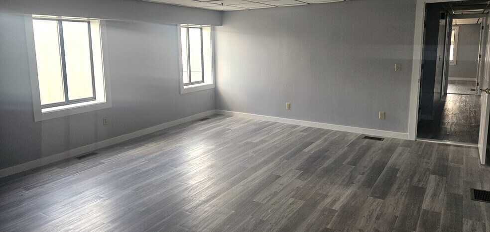 More Photos Of 133 Gallery Ln, Morristown Loft Creative Space For Lease