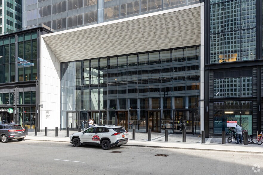 More Photos Of 233 S Wacker Dr, Chicago Office For Lease