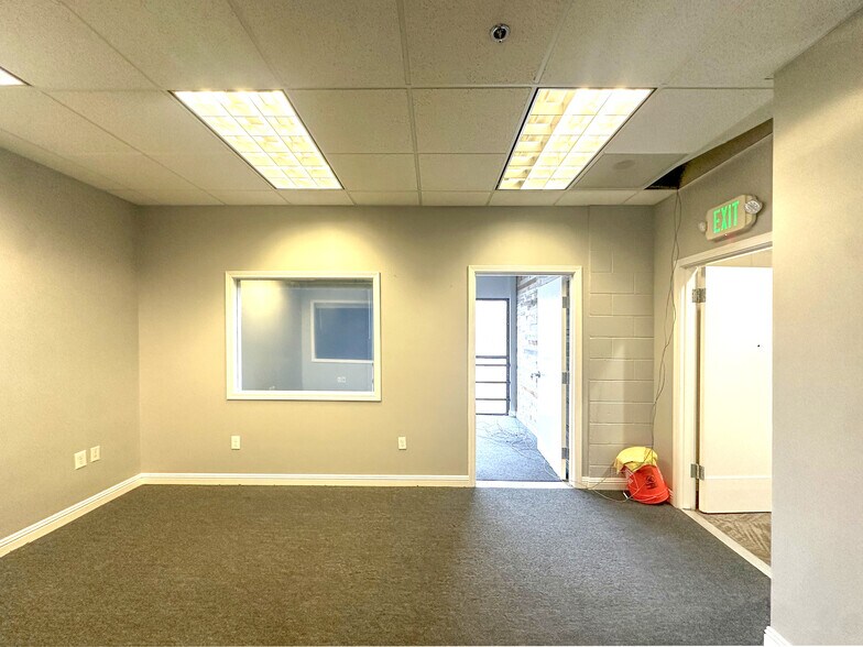 More Photos Of 638 Webster St, Oakland Office For Sale