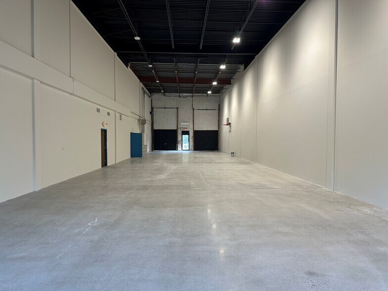 More Photos Of 4110 Butler Pike, Plymouth Meeting Light Manufacturing For Lease