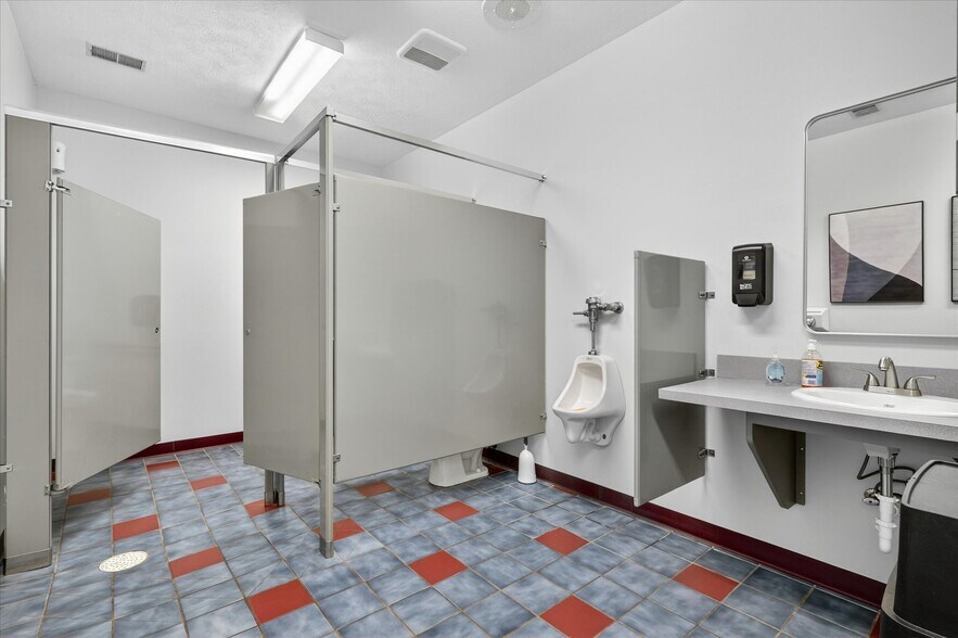 More Photos Of 245 W Johnson Rd, La Porte Office For Sale