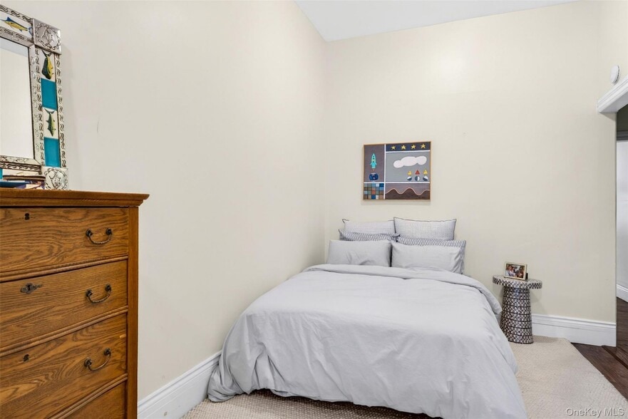 More Photos Of 34 Sutton St, Brooklyn Apartments For Sale