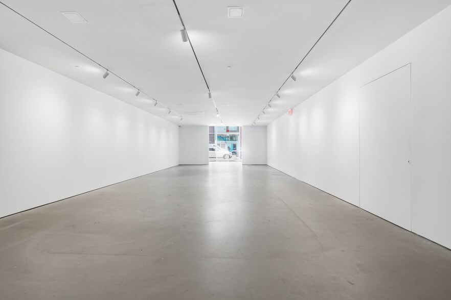 More Photos Of 260 Bowery, New York Apartments For Lease