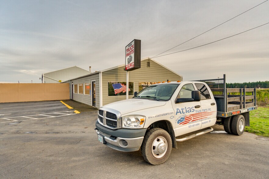 More Photos Of 17308 Highway 99E, Hubbard Auto Salvage Facility For Sale