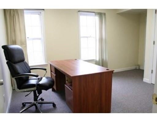 More Photos Of 320-326 Boston Post Rd, Sudbury Storefront Retail Office For Lease