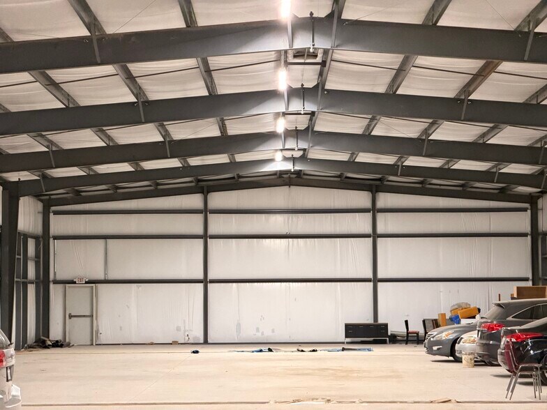 More Photos Of 12345 Bellaire Blvd, Houston Industrial For Lease