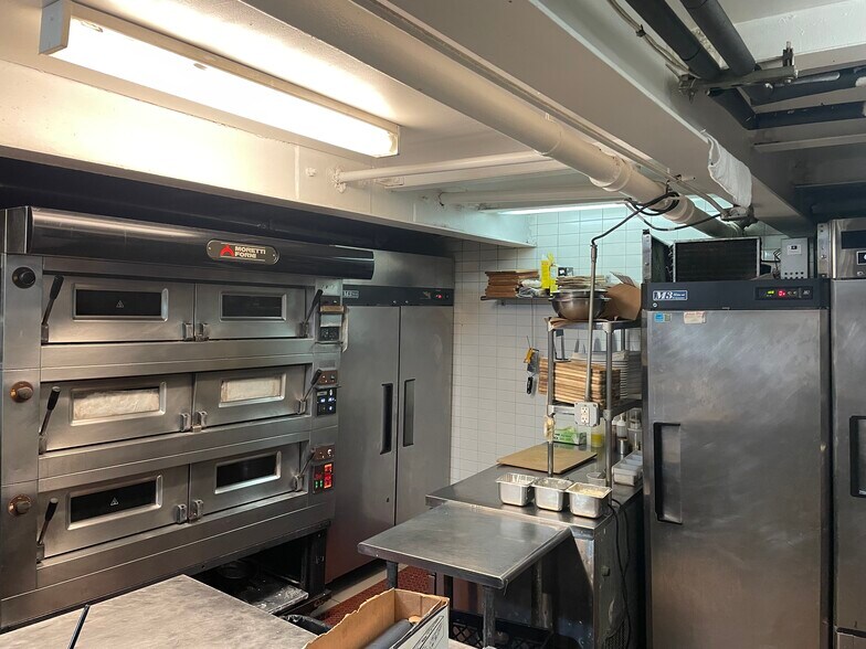 More Photos Of 259-263 Bleecker St, New York Apartments For Lease
