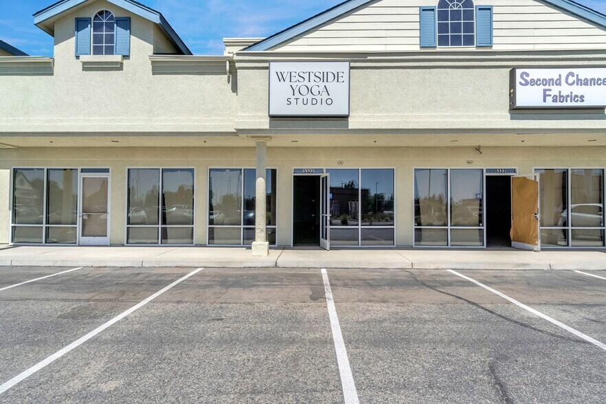 More Photos Of 5348-5374 N Spruce Ave, Fresno Freestanding For Lease