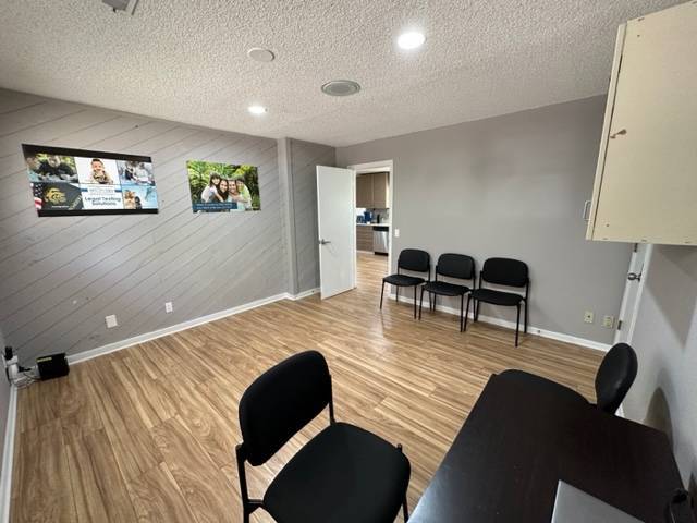 More Photos Of 2010 SE 182nd Ave, Portland Office For Sale