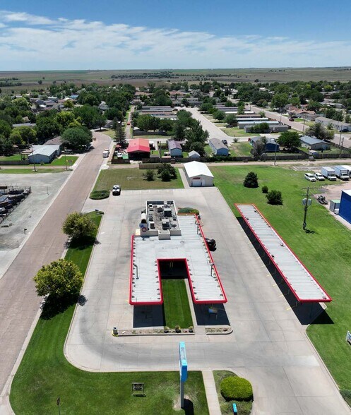 More Photos Of 451 E Oklahoma Ave, Ulysses Fast Food For Sale