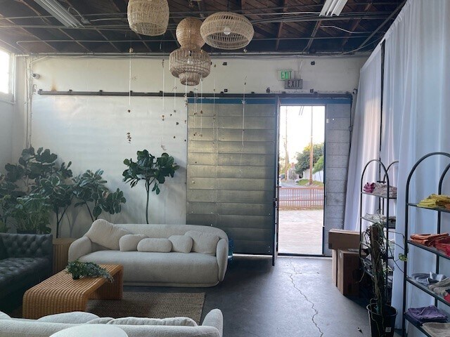 More Photos Of 1390 Newport Ave, Long Beach Service For Sale