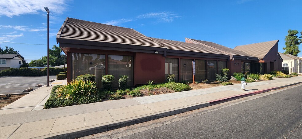 More Photos Of 1177 E Shaw Ave, Fresno Office For Lease