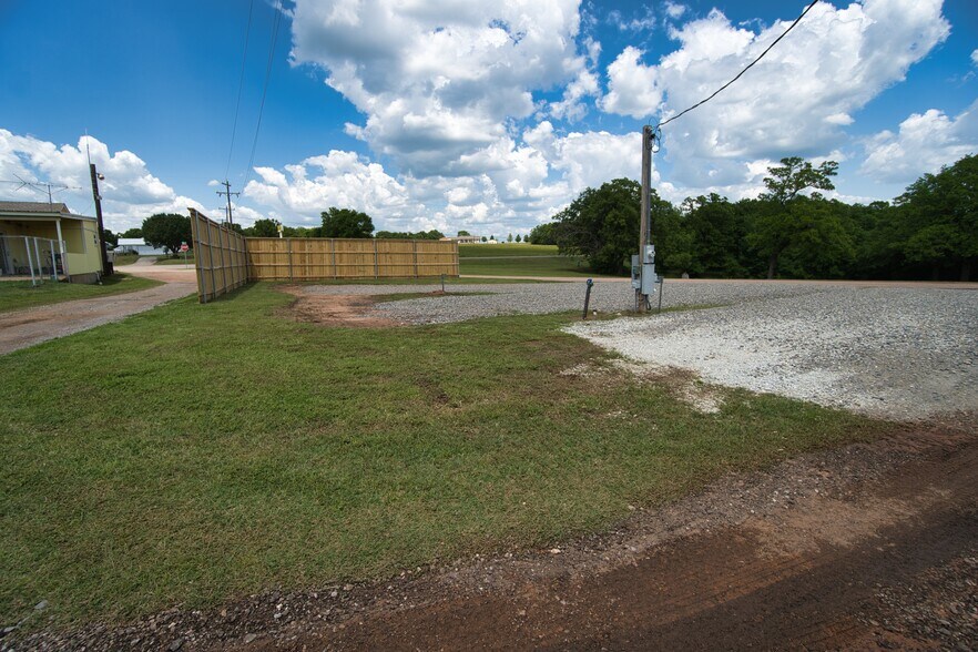More Photos Of 347203 US Route 66 Hwy, Chandler Trailer Camper Park For Sale