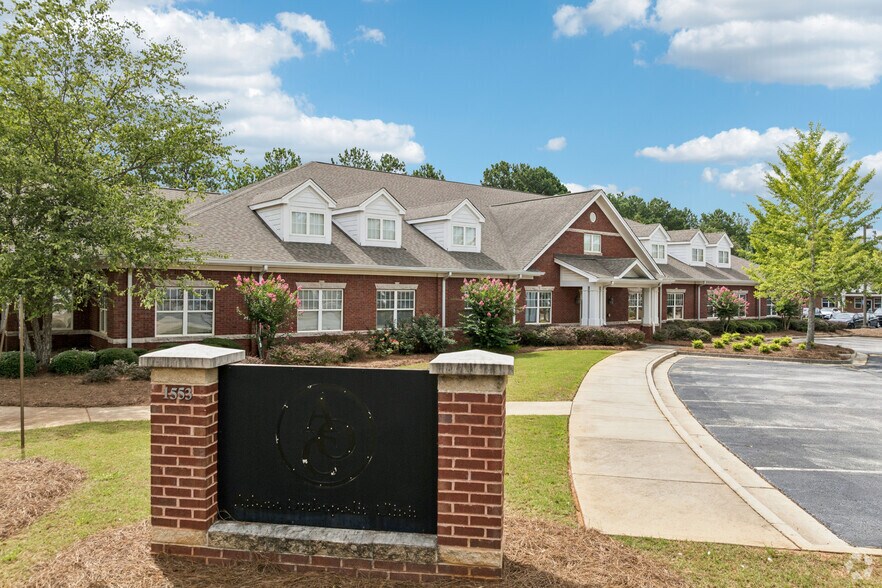 More Photos Of 1553 Janmar Rd, Snellville Medical For Lease