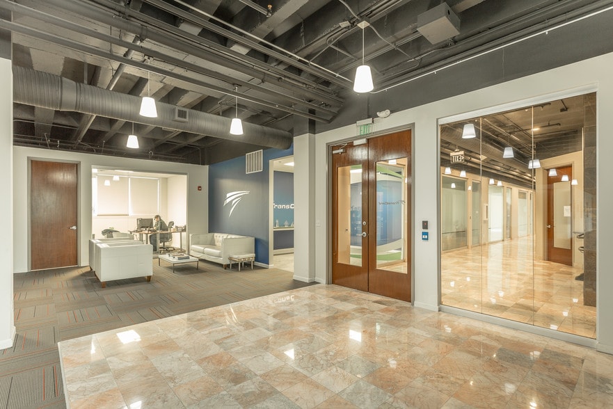 More Photos Of 1301 Riverfront Pkwy, Chattanooga Office For Lease