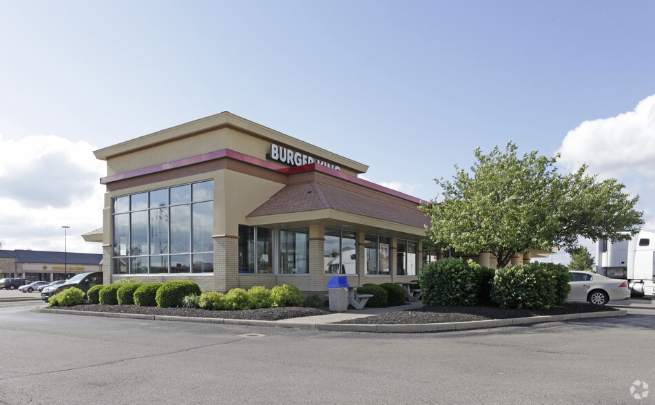 More Photos Of 6202-6254 Wilmington Pike, Dayton Unknown For Lease