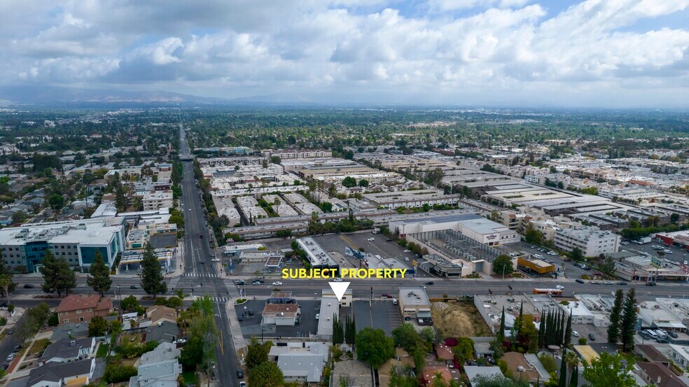 More Photos Of 18066 Ventura Blvd, Encino Auto Dealership For Sale