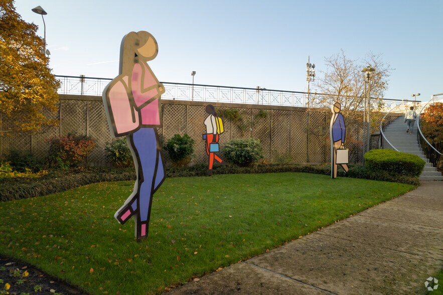 More Photos Of 261 Old York Rd, Jenkintown Medical For Lease