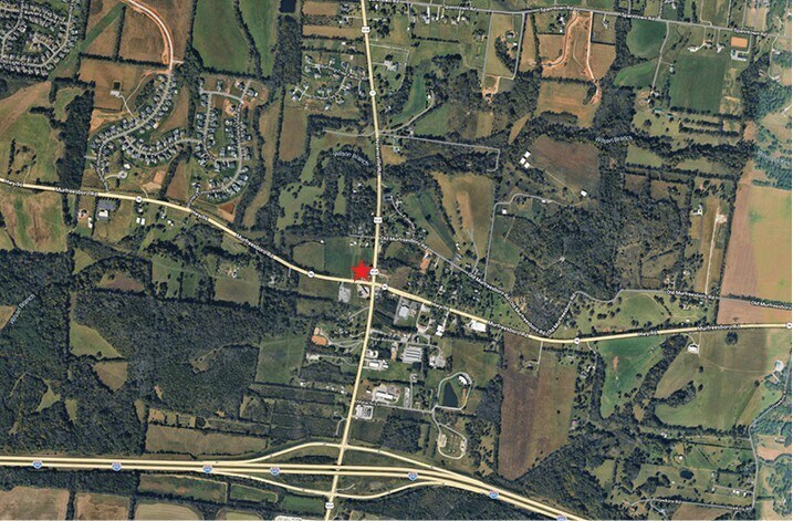 Primary Photo Of 5050 Murfreesboro Rd, Arrington General Retail For Lease