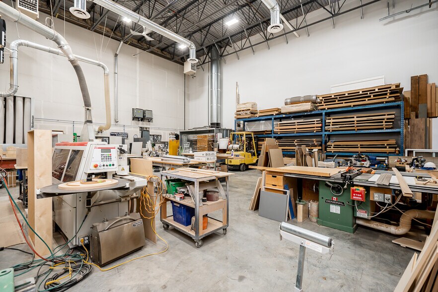 More Photos Of 7252 River Pl, Mission Warehouse For Sale