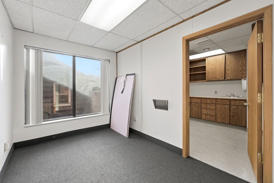 More Photos Of 201 E 5900 S, Murray Medical For Lease
