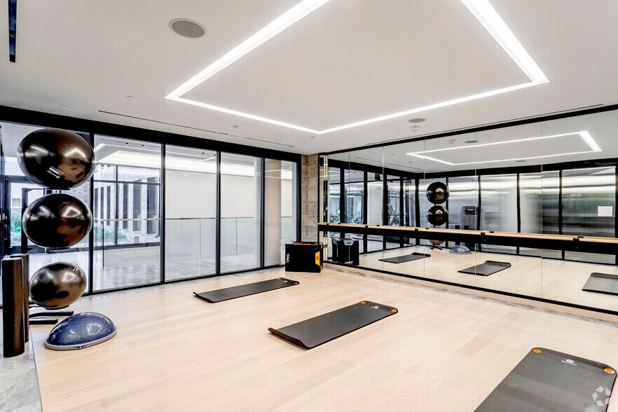 More Photos Of 555 E St SW, Washington Apartments For Lease