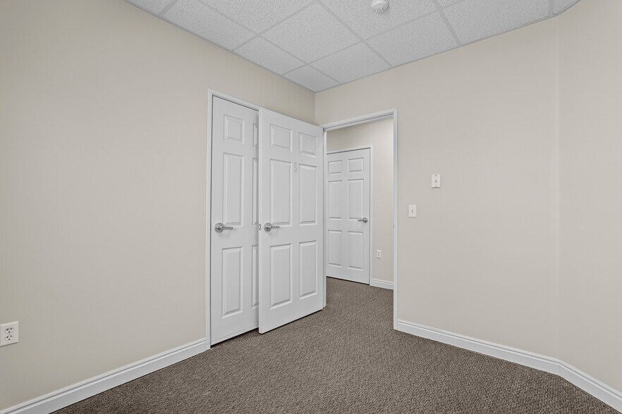 More Photos Of 411-423 N Orem Blvd, Orem Medical For Lease