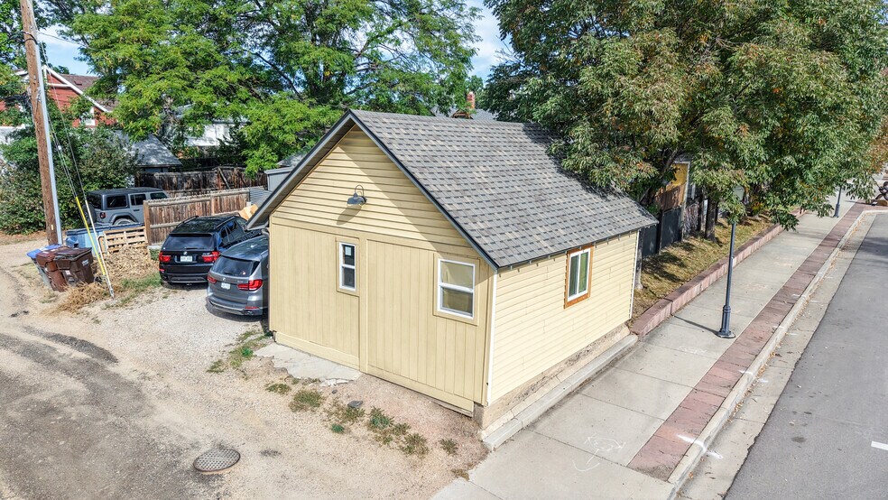 More Photos Of 100 W Cleveland St, Lafayette Office Residential For Sale