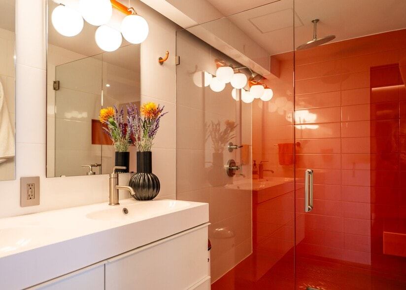 More Photos Of 523 Grand Blvd, Kansas City Apartments For Lease