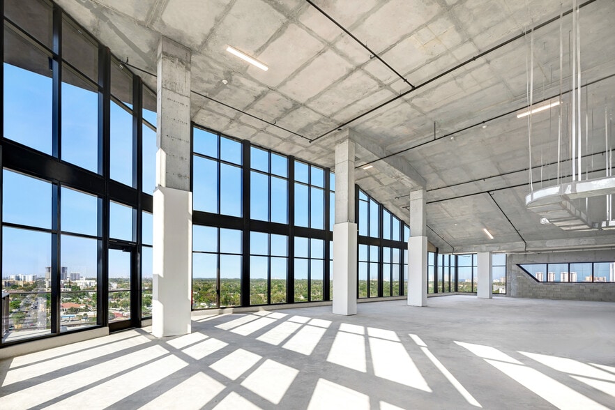 More Photos Of 800 N Federal Hwy, Hallandale Beach Office For Lease