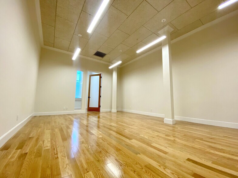 More Photos Of 925 De La Vina St, Santa Barbara Office For Lease