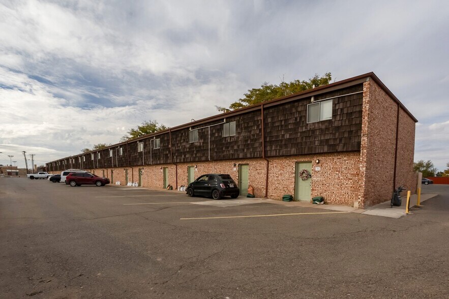 More Photos Of 1800 S Pennsylvania Ave, Roswell Apartments For Sale