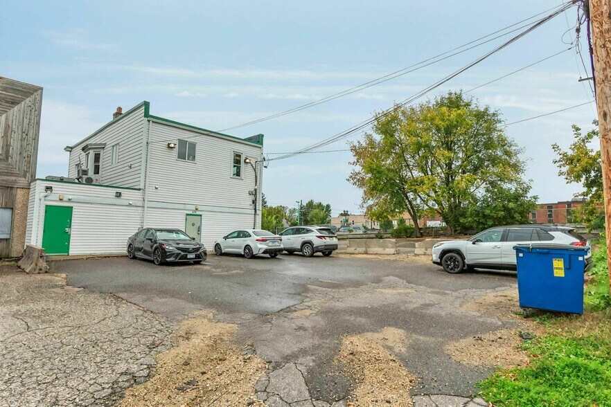 More Photos Of 259 W University Ave W, Saint Paul Storefront Retail Office For Sale