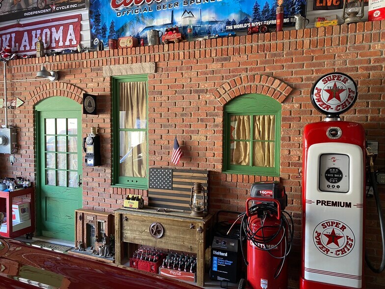 More Photos Of 9181 Commerce Center Cir, Highlands Ranch Self Storage For Sale