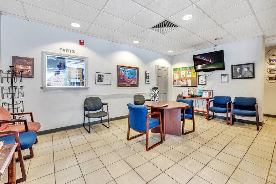 More Photos Of , Holden Unknown For Sale