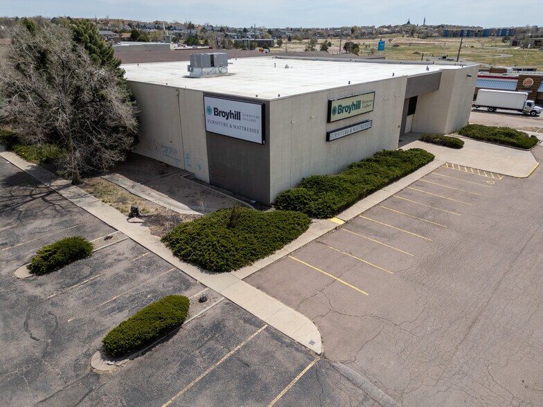 More Photos Of 345 S Academy Blvd, Colorado Springs Freestanding For Sale