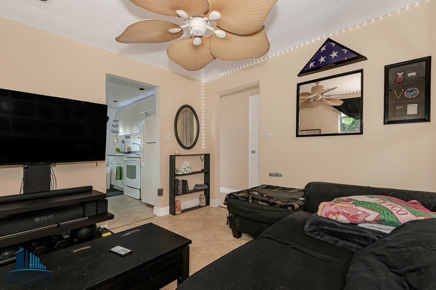 More Photos Of 224 SW 15th St, Dania Beach Apartments For Sale
