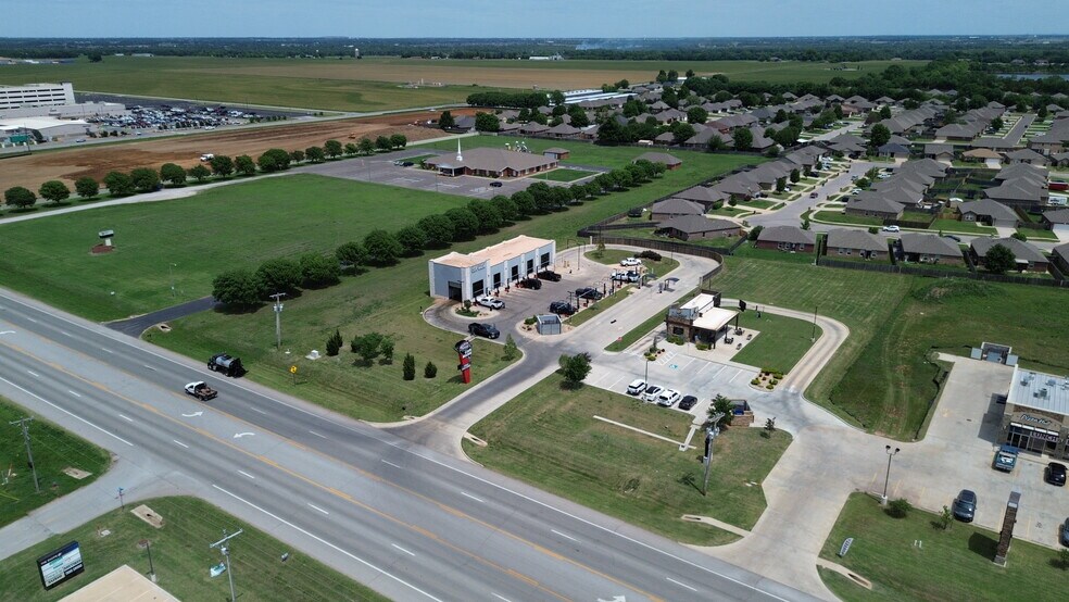 More Photos Of 2196 N Main St, Newcastle Carwash For Sale