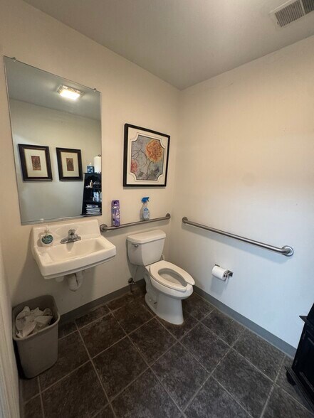 More Photos Of 1205 Two Island Ct, Mount Pleasant Medical For Lease