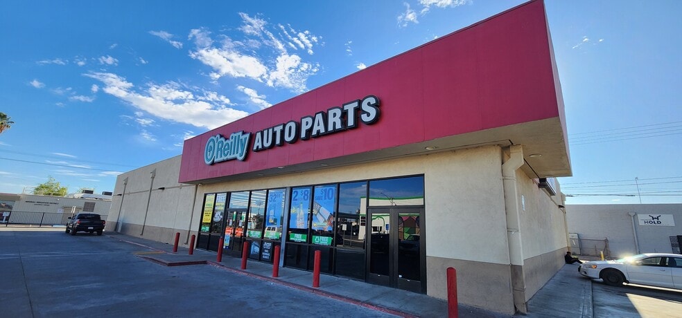 More Photos Of 311 Imperial Ave, Calexico Freestanding For Sale