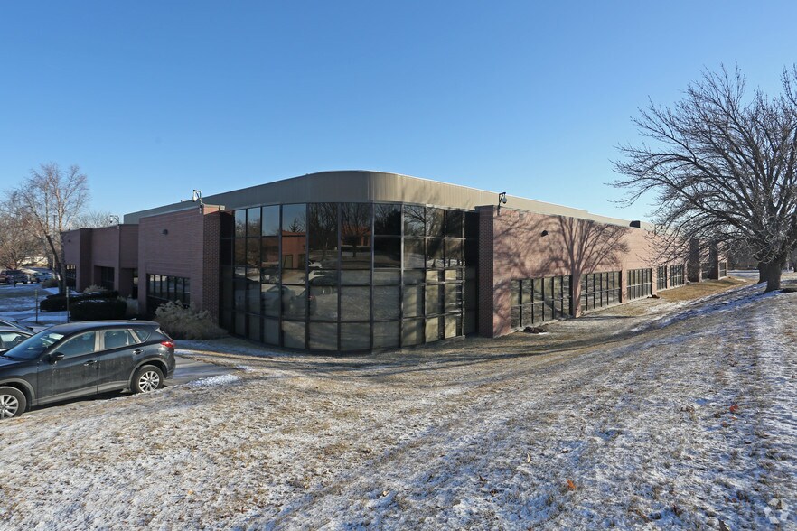 More Photos Of 11510 W 80th St, Lenexa Research And Development For Sale