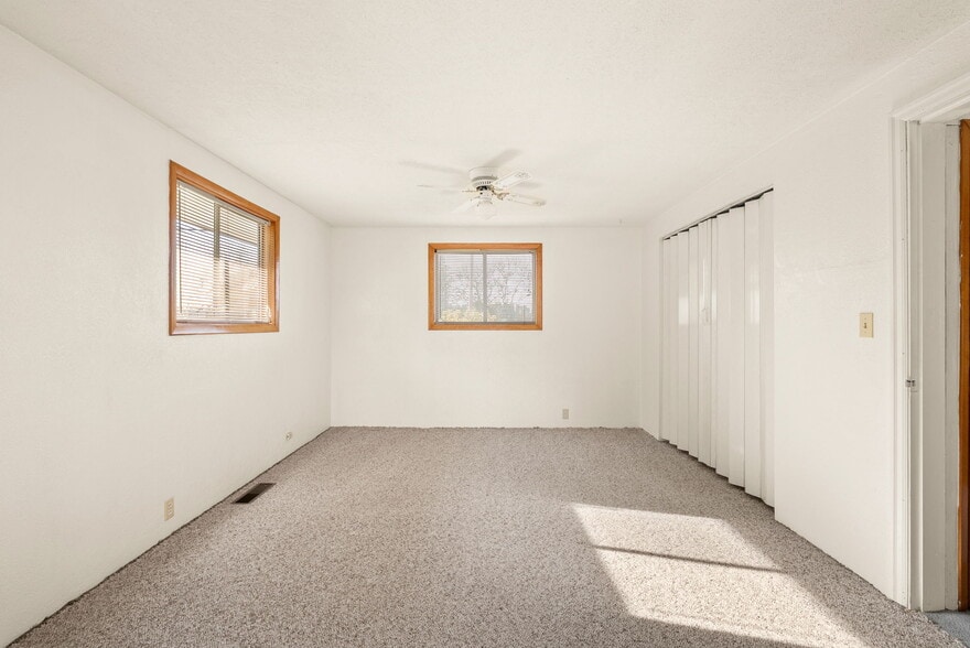 More Photos Of 1480 Rush Rd, Chehalis Office For Sale