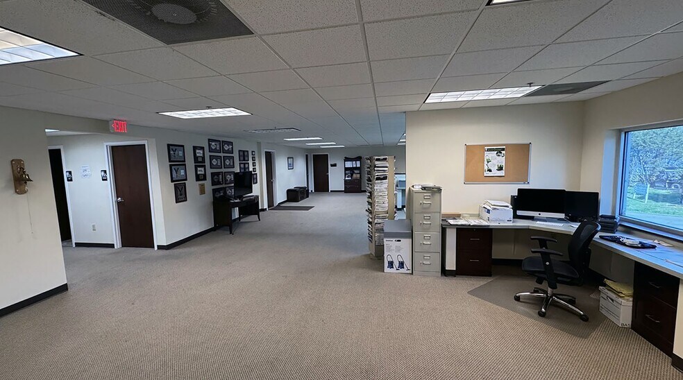 More Photos Of 8433 Erle Rd, Mechanicsville Warehouse For Sale