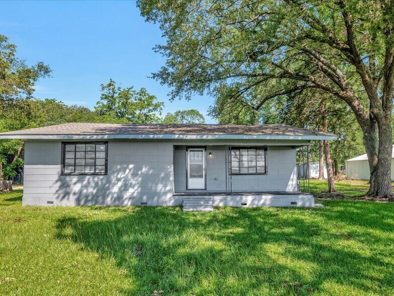 More Photos Of 8166 S US Highway 59, Diboll Religious Facility For Sale