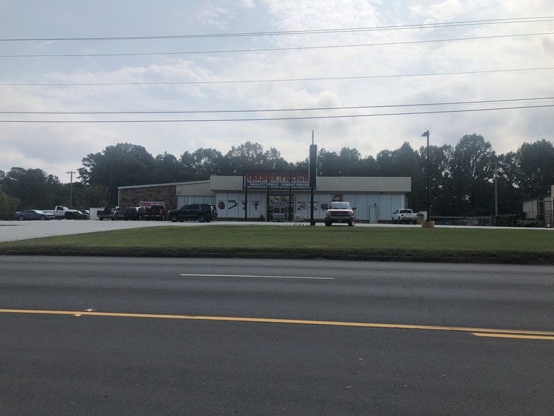 More Photos Of 329-339 Us-123-byp, Seneca Unknown For Lease