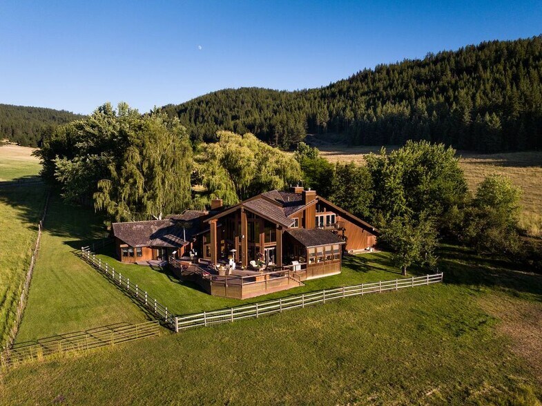 Primary Photo Of 59926 Comstock Rd, Cove Land For Sale