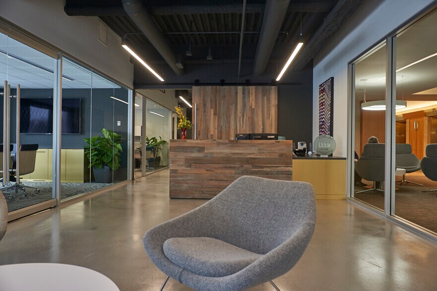 More Photos Of 7900 Xerxes Ave S, Bloomington Office For Lease