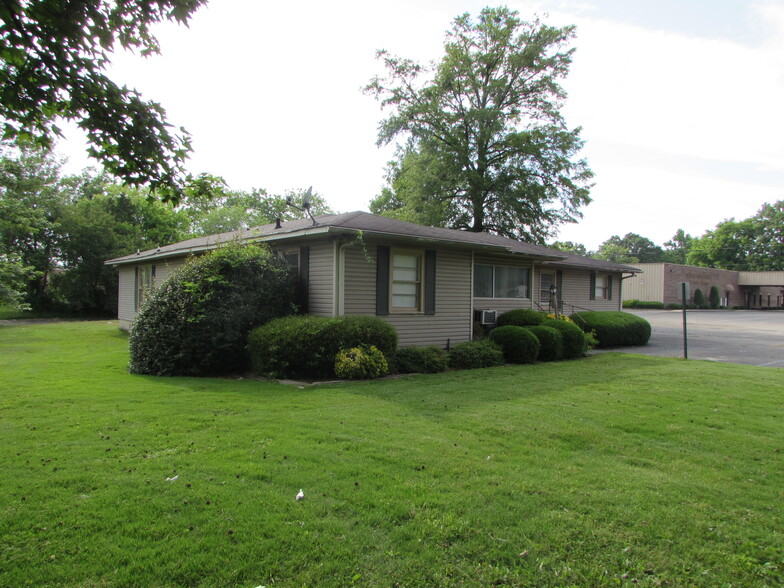 Primary Photo Of 1823 Somerville Rd SE, Decatur Office For Sale