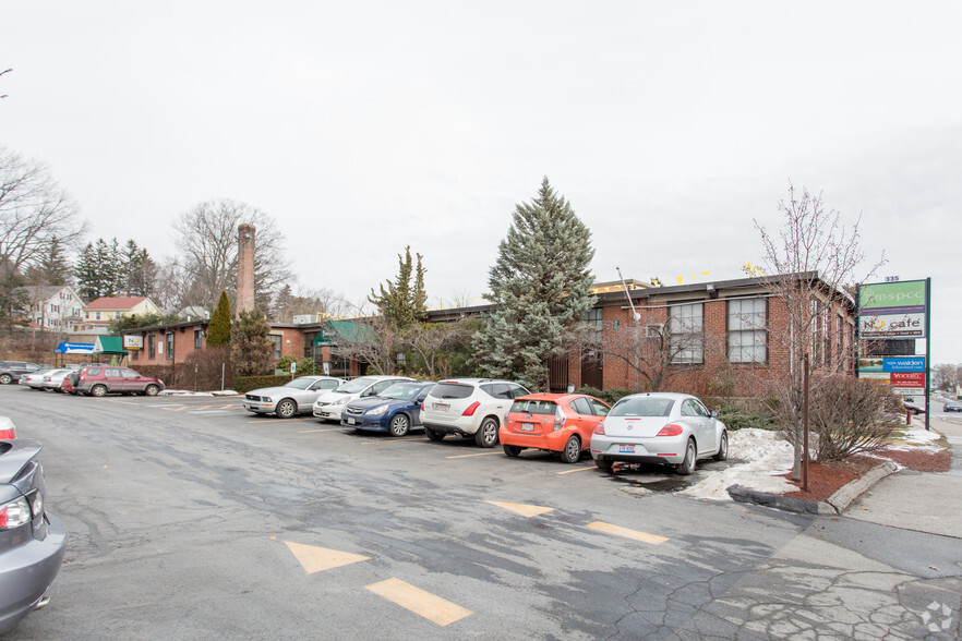 Primary Photo Of 335 Chandler St, Worcester Showroom For Lease