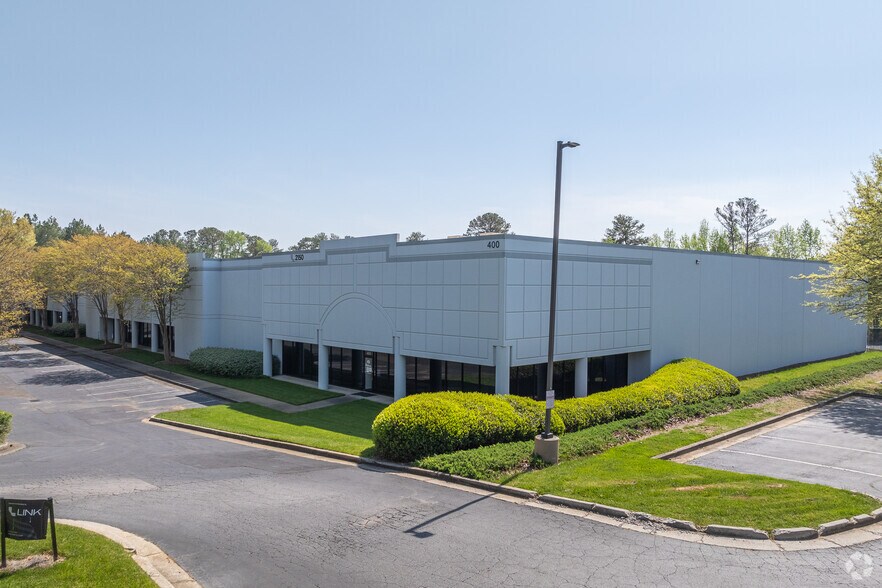 More Photos Of 2150 Boggs Rd, Duluth Distribution For Lease